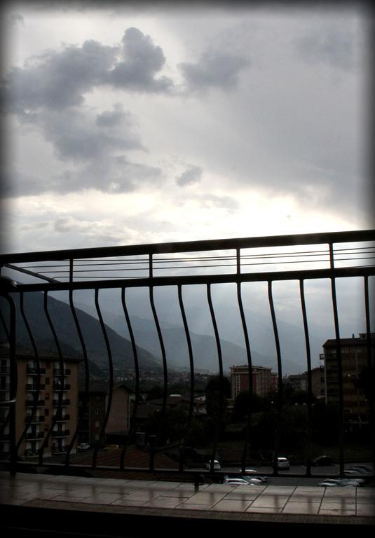Ferienwohnung Arc En Ciel Aosta Exterior foto